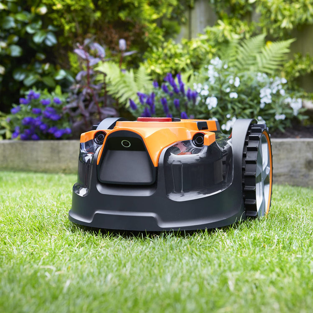 LawnMaster OcuMow® 16 Drop and Mow Robot Lawnmower with MX 24V 4.0Ah lithium battery and fast charger. No Boundary Wire, App or Outdoor Power Socket needed. For small to medium lawns up to 150m2.